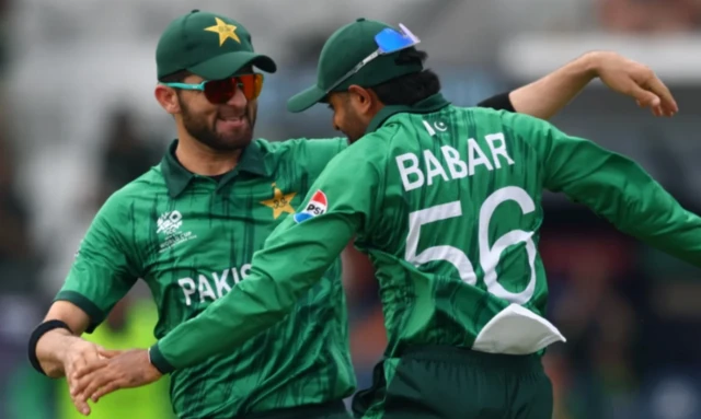 ভারতের বিপক্ষে খেলবে পাকিস্তান