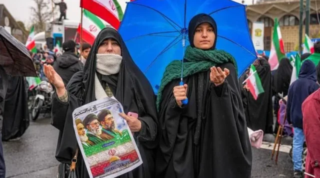 ਦੋ ਈਰਾਨੀ ਮਹਿਲਾਵਾਂ