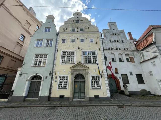 Tri brata Riga