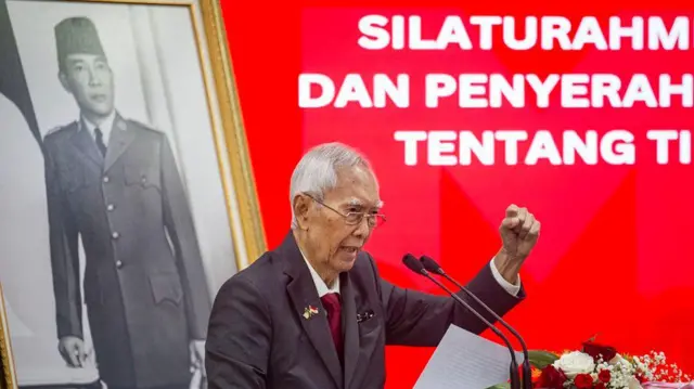 Putra sulung Sukarno, Guntur Soekarnoputra,