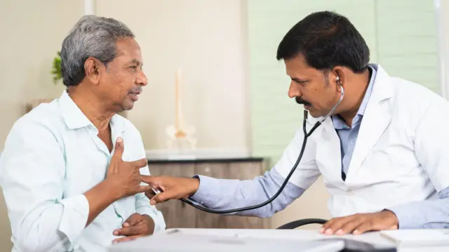 இருமல், மூச்சுத்திணறல் எவ்வளவு நாள் நீண்டால் ஆபத்து? நுரையீரலின் செயல் திறனை அறிவது எப்படி?