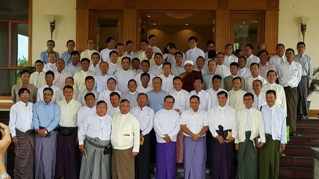 စစ်တက္ကသိုလ်အပတ်စဉ် (၂၂) ဆင်းတွေ တွေ့ဆုံပွဲ