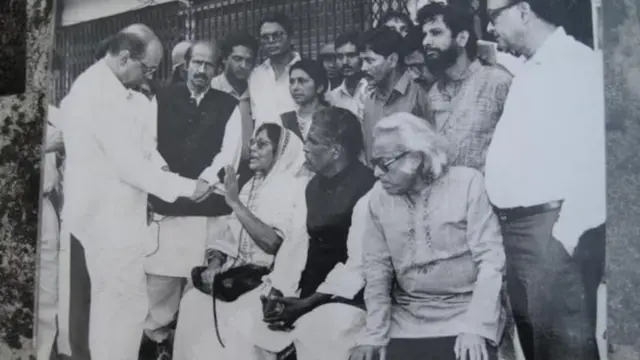 জাহানারা ইমামের নেতৃত্বে পরে একাত্তরের ঘাতক দালাল নির্মূল কমিটি গঠিত হয়