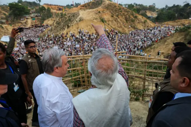 ၂၀၂၅ မတ် ၁၄ ရက်မှာ ဘင်္ဂလားဒေ့ရှ်နိုင်ငံ၊ကော့ဘဇားဒုက္ခသည်စခန်းကို သွားရောက်ခဲ့တဲ့ ကုလသမဂ္ဂအထွေထွေအတွင်းအရေးမှူး အန်တိုနီယို ဂူတားရက်စ်