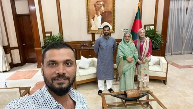 মাশরাফী বিন মোর্ত্তজার সাথে প্রধানমন্ত্রীর রাষ্ট্রীয় বাসভবনে যান তামিম ইকবাল।
