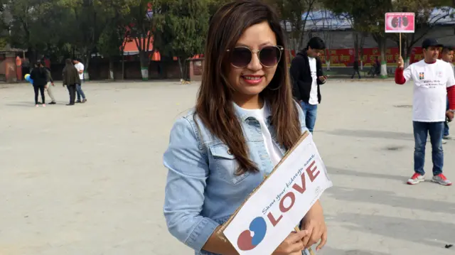 मिर्गौलालाई माया गर्नुहोस्