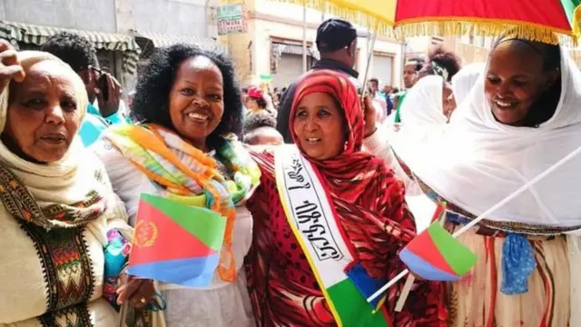 ኣደታት ኤርትራ ኣብ ኣስመራ