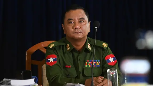 တစ်ခုခုဖြစ်သွားလို့ရှိရင် တပ်မတော်နယ်မြေထဲ ဝင်လာတာဖြစ်တဲ့အတွက် အဓိက တာဝန်ရှိ တာက လုံခြုံရေးအဖွဲ့တွေဖြစ်