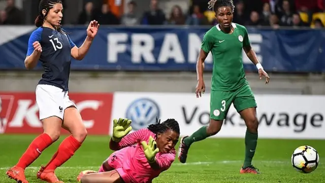 Ụmụnwaanyị Frans na Naịjirịa