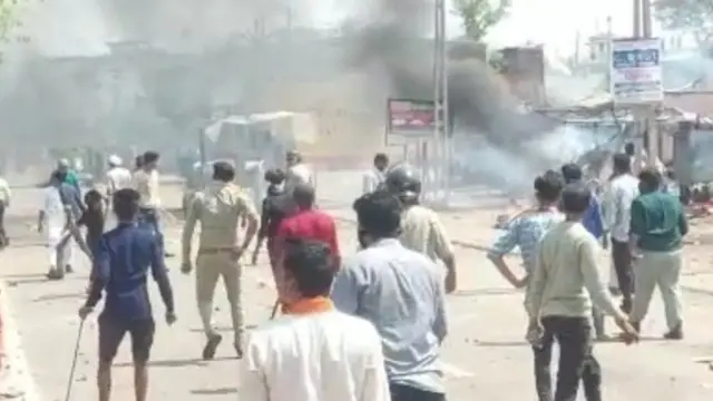 રામનવમીના સરઘસ દરમિયાન હિંમતનગરમાં પણ જૂથો સામસામે આવી ગયા હતા