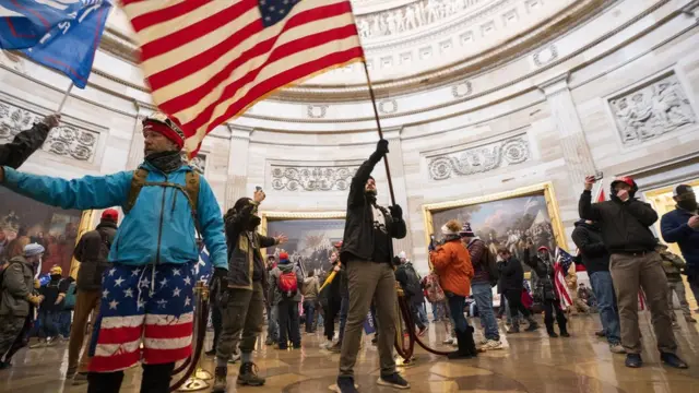 Протестующие в Капитолии