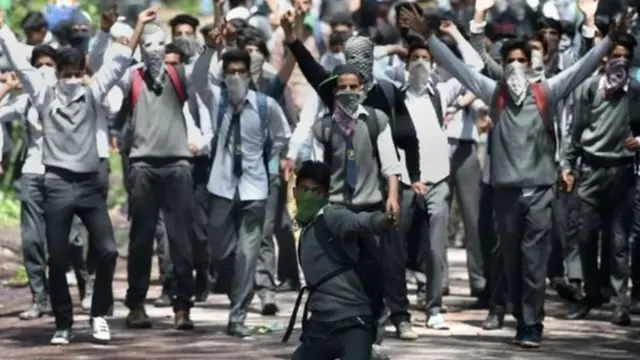 कश्मीर में हिंसा