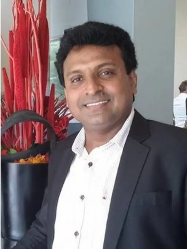 ජ්‍යෙෂ්ඨ කථිකාචාර්ය මනෝජ් ජිනදාස