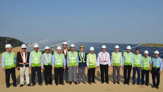 မကွေးတိုင်း ဒေသကြီးထဲမှာ သဘာဝကနေ ထုတ်လုပ် ရရှိနိုင်တဲ့ လေအားလျှပ်စစ် စီမံကိန်းနဲ့ နေရောင်ခြည် စွမ်းအင်သုံး ဓာတ်အားပေး စီမံကိန်းတွေကို ဖော်ဆောင် လုပ်ကိုင်နေပါတယ်