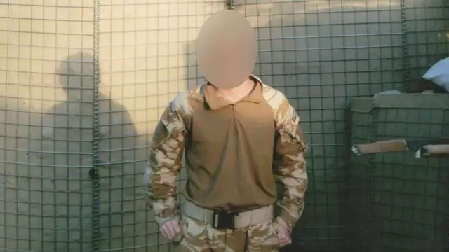 Axmed waxa uu sheegay in shaqada looga eryay in uu soo daahay, loona diiday dib u dajin