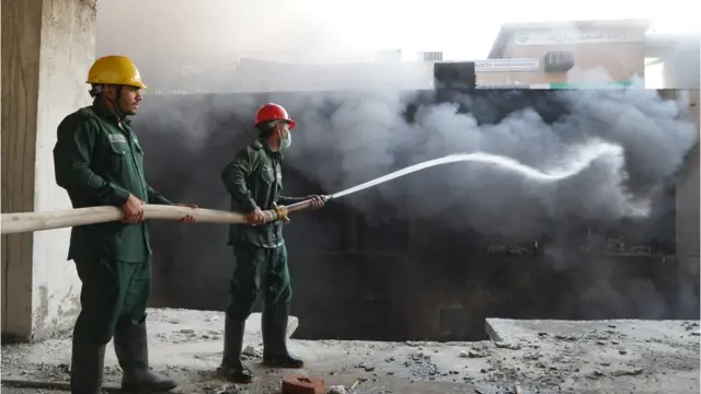 لاہور حفیظ سینٹر آتشزدگی