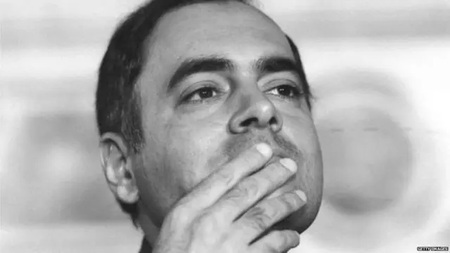 राजीव गांधी