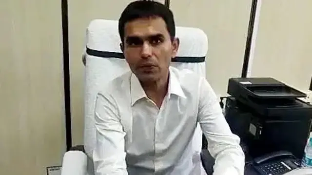 মি. ওয়াংখেড়ে।