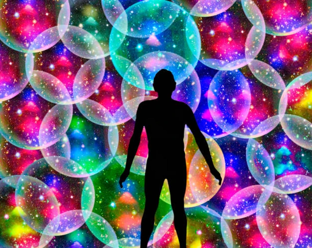 เงาคนกับฟองหลายสี