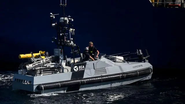 পর্তুগালে উপকূলে ড্রোন বোট নিয়ে নেটো বাহিনীর পরীক্ষা-নিরীক্ষা