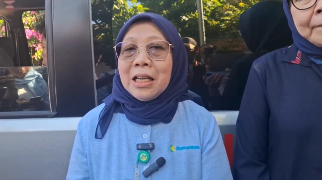 Dirjen Sumber Daya Manusia Kesehatan (SDMK), Kemenkes, Yuli Farianti saat memberikan keterangan kepada pers, Senin (29/06).