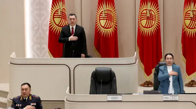 Президент Садир Жапаров ҳам давлат мадҳиясини замонга мослаштириш талабдори. 