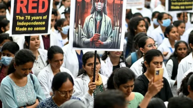 பாலியல் வன்புணர்வுக்கு எதிரான போராட்டம் 