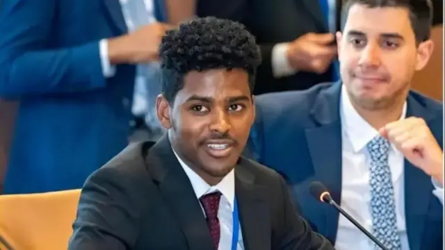 Wuxuu matalaa ilaa sideed dal oo Afrikan ah