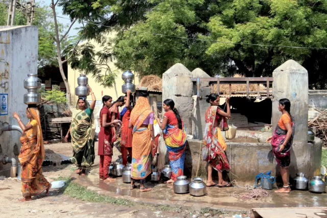પ્રતીકાત્મક તસવીર