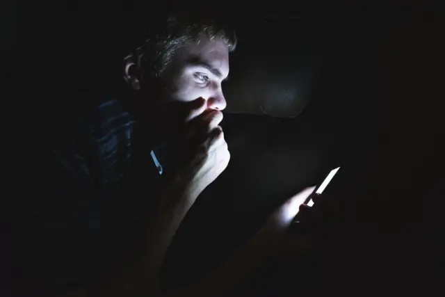 ਅੱਜ-ਕੱਲ੍ਹ 13 ਸਾਲ ਦੇ ਬੱਚੇ ਪਹਿਲੀ ਵਾਰ ਪੋਰਨ ਦੇਖ ਲੈਂਦੇ ਹਨ