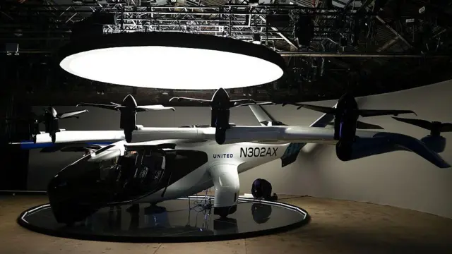 သိပ္ပံကားထဲကလို မိုးပျံ တက္ကစီတွေ ပြည့်နေတဲ့ ကောင်းကင်ယံ မြင်ကွင်းမျိုး လာမယ့် နှစ် အနည်းငယ် အတွင်းမှာပဲ ဖြစ်လာနိုင်