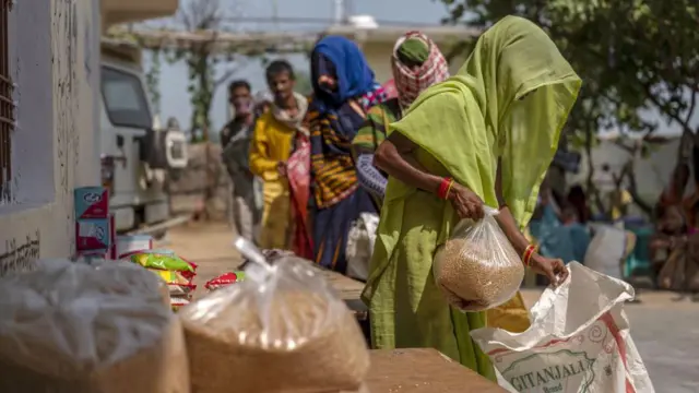 முதலமைச்சர் விஜய், தமிழ்நாடு, பொது விநியோகத் திட்டம்