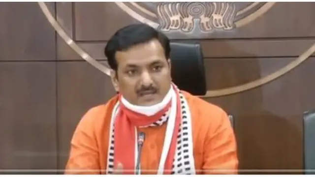 बेसिक शिक्षा मंत्री डॉ. सतीश द्विवेदी