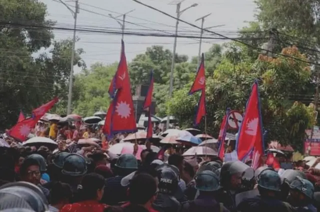 रवि लामिछानेको समर्थनमा प्रदर्शन