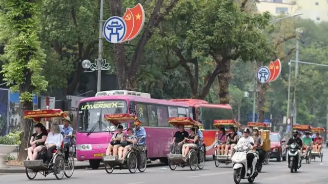 ভিয়েতনাম সফরে গেছেন শি জিনপিং