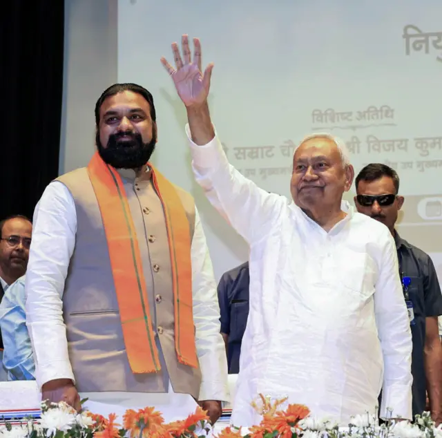 साल 2014 में सम्राट चौधरी ने आरजेडी छोड़कर जेडीयू जॉइन की थी