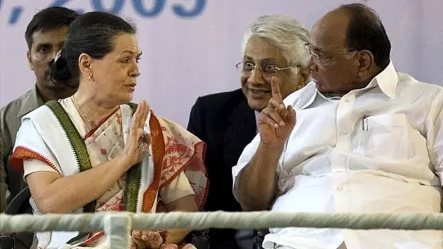 सोनिया गांधी आणि शरद पवार