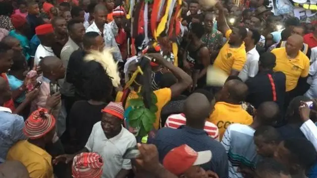 Mmọnwụ Okwo mma na Coal Camp Enugwu