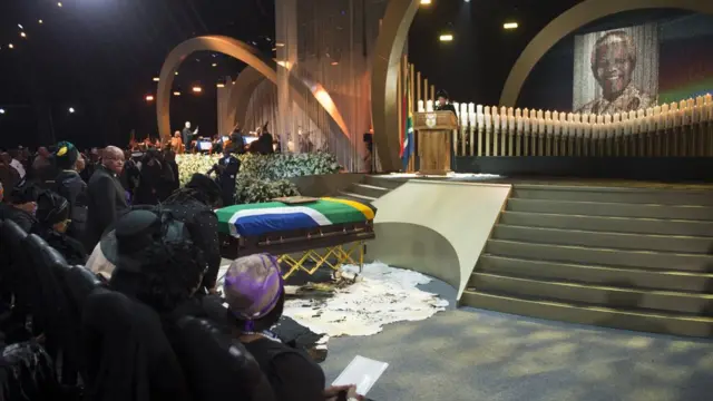 Quốc tang dành cho Nelson Mandela hồi 2013
