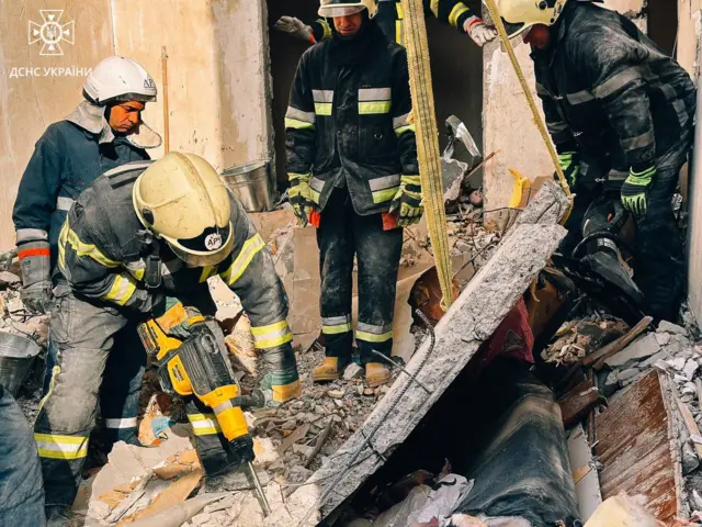 руїни будинку