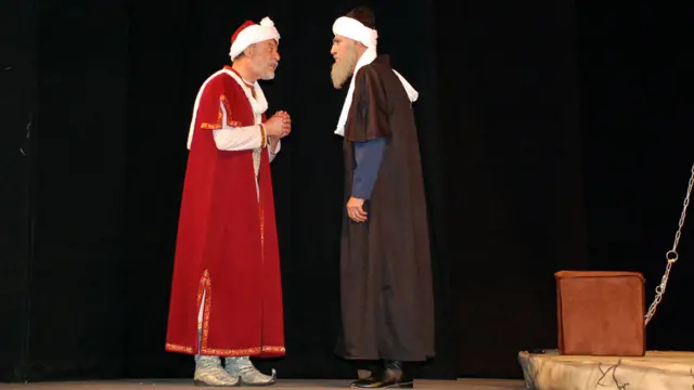 نمایشنامه "فردوسی"