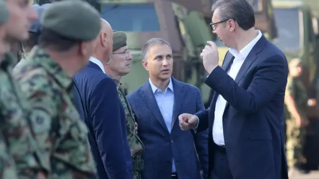 Vučić, Stefanović