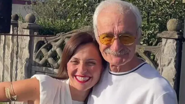 तमुना को उनके पिता