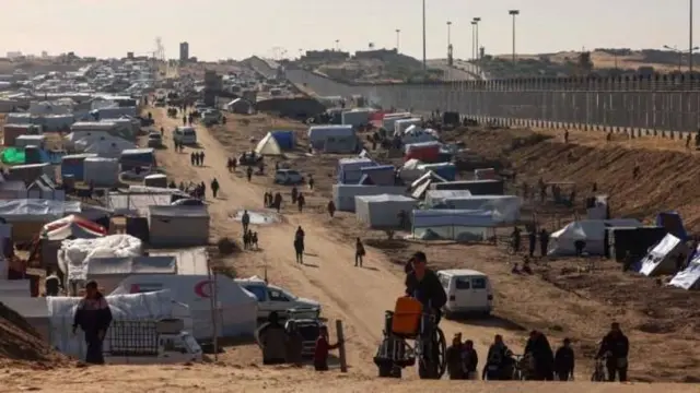 Mwandishi wa Uingereza Paul Rogers alionya kwamba shambulio lolote la ardhini katika mji wa Rafah bila shaka litaathiri watu milioni 1.5.