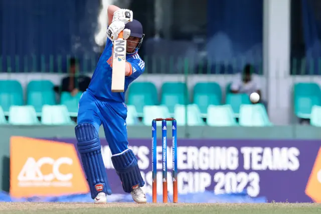 क्रिकेट