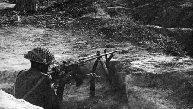 பாகிஸ்தான் ஜெனரலை சுட்ட க்ரெனடியர் ஷஃபிக்