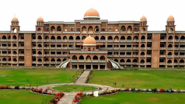 پشاور یونیورسٹی
