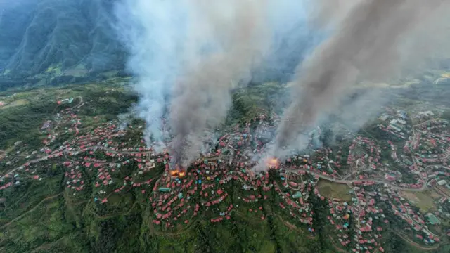 জাতিসংঘ বলছে, মিয়ানমারের সামরিক বাহিনী নির্বিচারে বেসমারিক ঘরবাড়ির ওপর হামলা চালাচ্ছে
