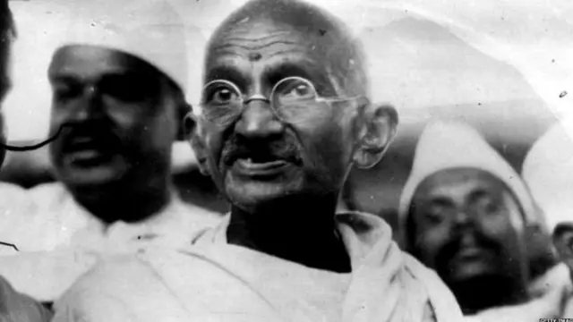 महाराष्ट्रात झालेल्या एका स्पर्धेनंतर सामाजिक तणाव निर्माण झाला होता, त्यानंतर महात्मा गांधींनी वक्तव्य केलं होतं 