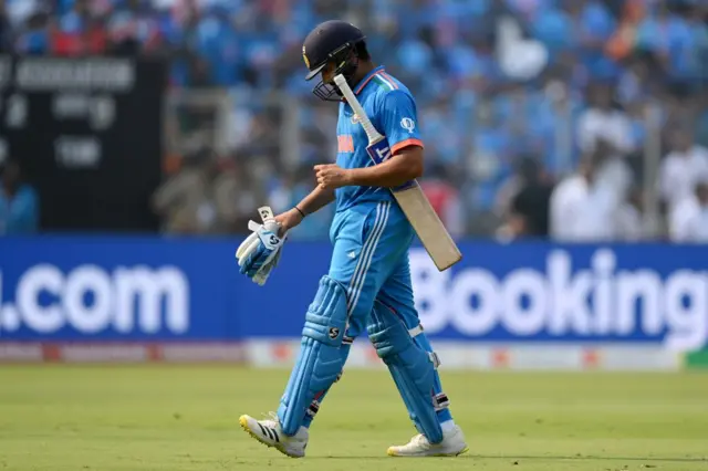 रोहित शर्मा 